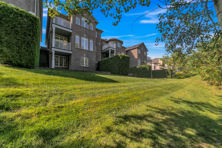 315 Crossing Bridge Pl (90)