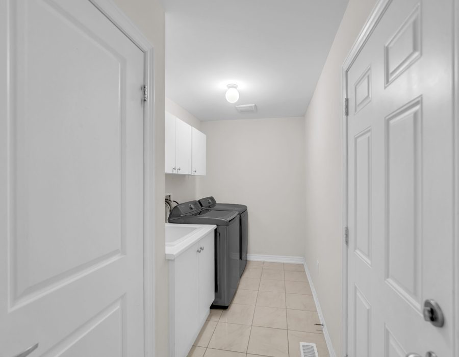 669 Sweetwater Cres (9)